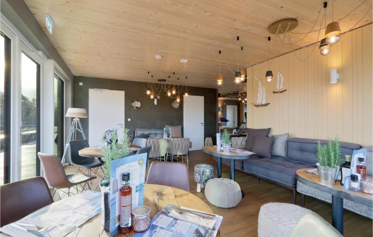 Nice Home In Lembruch-Duemmer See With Sauna Екстер'єр фото